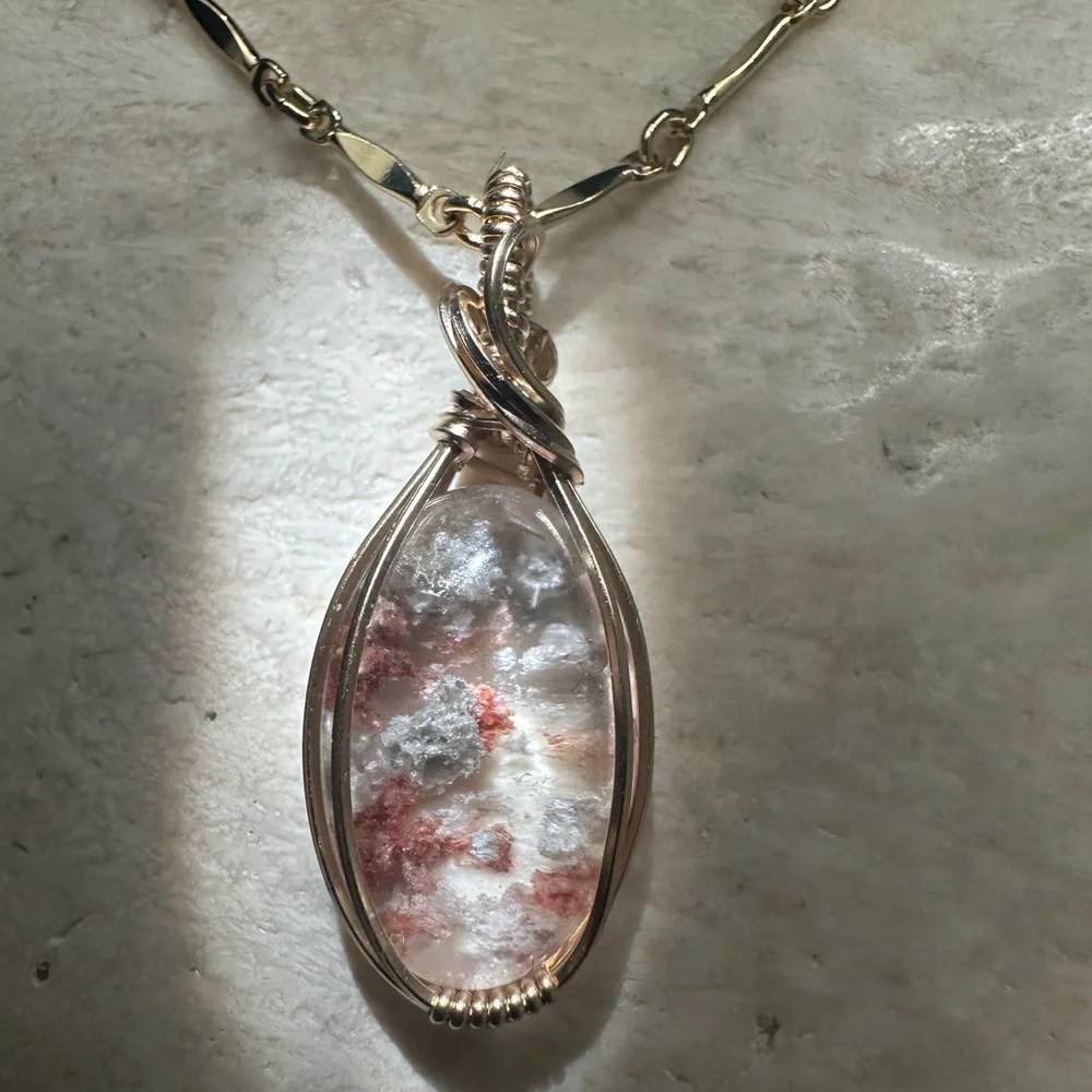 14k Gold Filled Minimalist Petite Lodolite Healing Stone